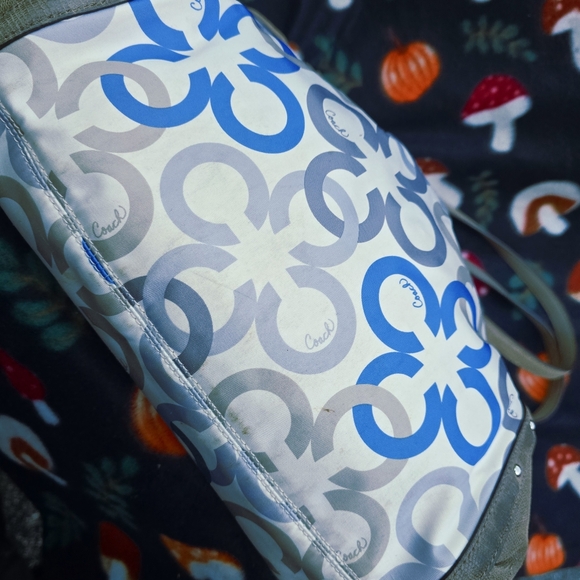 COACH Alexandra Chsin Link Clover Signature C Multicolor Shoulder Bag - Picture 6 of 8